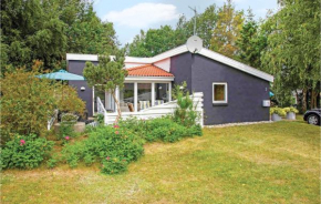 Beautiful Home In Ørsted With Kitchen, Ørsted